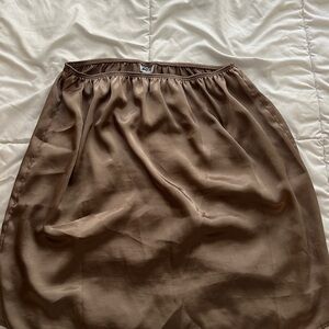Silk like brown skirt